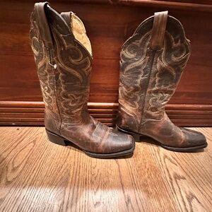 J.B. Dillon. Square Toe Western Boots - 9.5 B